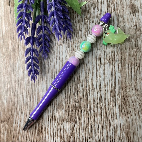Writing Pen Shark Shell Axolotl Artisan Beaded Silicone Gift Handcrafted Office - Picture 6 of 6